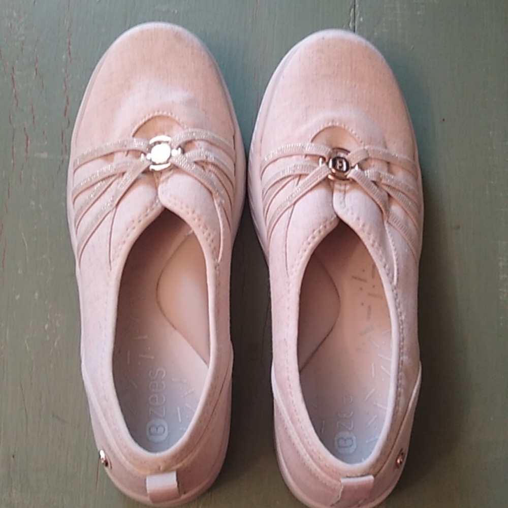 Bzees shoes